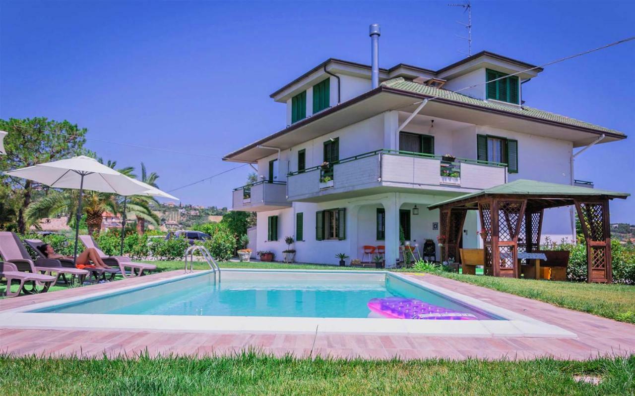Gli Orti Di San Giacomo Bed & Breakfast Monteprandone Eksteriør bilde
